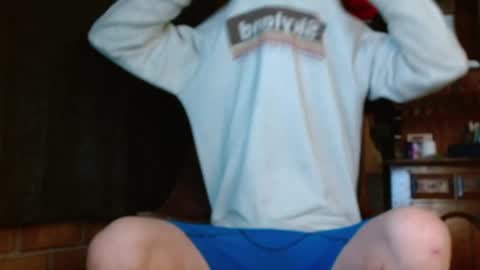 Snapshot of cguffey2284 chatting on March 3, 1:10 am cguffey2284 online show from March 3, 1:10 am