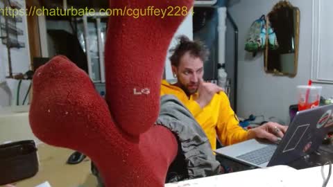 Snapshot of cguffey2284 chatting on December 18, 4:29 am cguffey2284 online show from December 18, 4:29 am