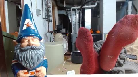 Snapshot of cguffey2284 chatting on December 19, 5:14 am cguffey2284 online show from December 19, 5:14 am