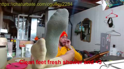 Snapshot of cguffey2284 chatting on December 20, 5:53 pm cguffey2284 online show from December 20, 5:53 pm