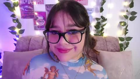 Snapshot of chaarlotte_1 chatting on January 10, 6:31 pm charlotte online show from January 10, 6:31 pm