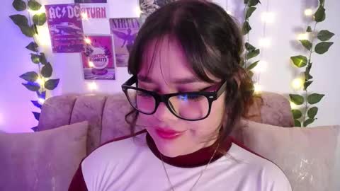 Snapshot of chaarlotte_1 chatting on January 11, 5:51 pm charlotte online show from January 11, 5:51 pm