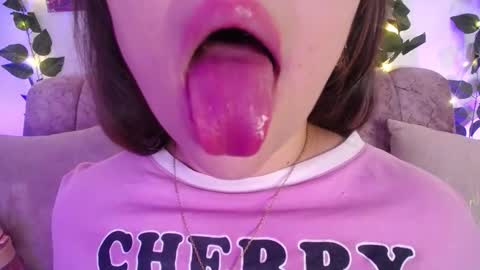 Snapshot of chaarlotte_1 chatting on January 31, 7:11 pm charlotte online show from January 31, 7:11 pm