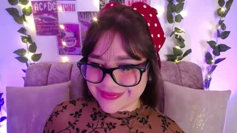 Snapshot of chaarlotte_1 chatting on February 23, 6:05 pm charlotte online show from February 23, 6:05 pm