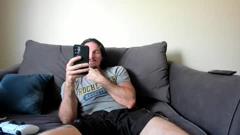Snapshot of chadpowerz chatting on April 20, 9:16 pm Lydong online show from April 20, 9:16 pm