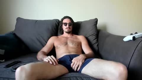 Snapshot of chadpowerz chatting on April 23, 11:51 pm Lydong online show from April 23, 11:51 pm