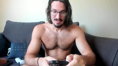 Snapshot of chadpowerz chatting on April 24, 5:26 pm Lydong online show from April 24, 5:26 pm