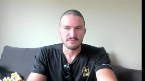 Snapshot of chadpowerz chatting on June 23, 6:50 pm Lydong online show from June 23, 6:50 pm