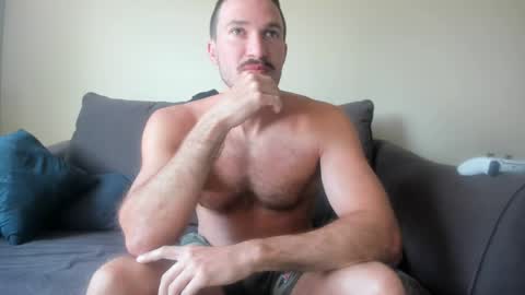Snapshot of chadpowerz chatting on July 8, 4:44 pm Lydong online show from July 8, 4:44 pm