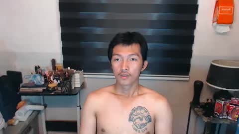 Snapshot of chaelshiecumsalot chatting on December 16, 8:31 am ChaelskieCumMachine online show from December 16, 8:31 am