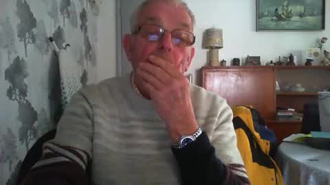 Champers online show from March 27, 12:05 pm