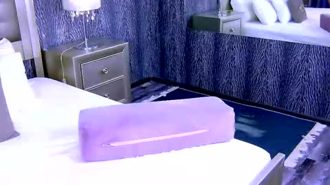 Snapshot of chanelledy1 chatting on October 31, 4:13 am chanelledy1 online show from October 31, 4:13 am