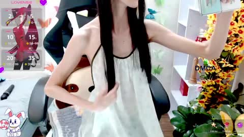 Snapshot of changchang_ chatting on May 5, 1:46 am changchang_ online show from May 5, 1:46 am