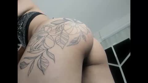 chaniesmith69x online show from November 9, 4:33 am