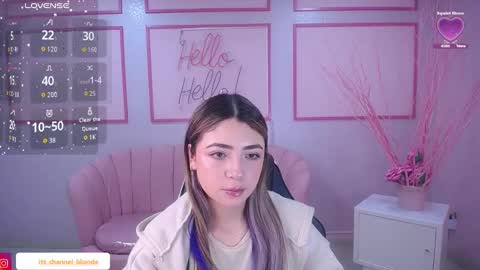 channel_blonde_a online show from January 2, 4:46 pm