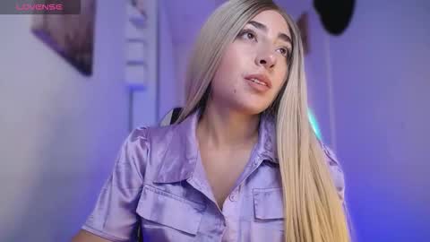 channel_blonde_a online show from March 11, 8:59 pm