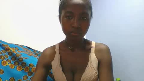 chantale483461 online show from March 2, 5:30 am