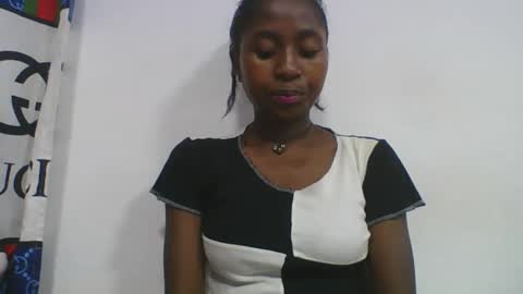 chantale483461 online show from March 9, 5:33 am