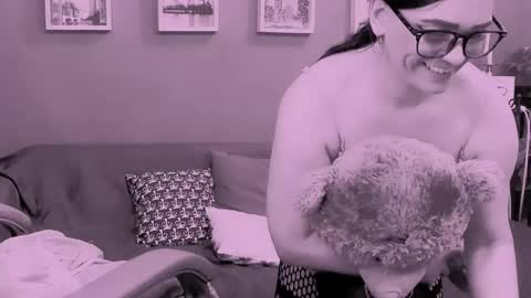 The Queen online show from June 8, 1:28 am