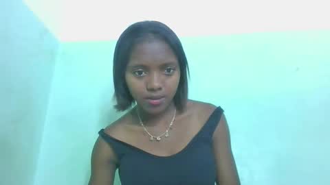chanteuse655720 online show from May 13, 5:43 pm
