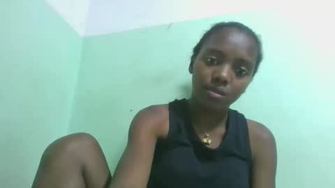 Snapshot of chanteuse655720 chatting on June 4, 7:36 am chanteuse655720 online show from June 4, 7:36 am