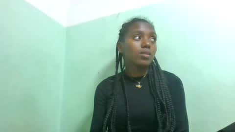 Snapshot of chanteuse655720 chatting on July 1, 6:29 pm chanteuse655720 online show from July 1, 6:29 pm