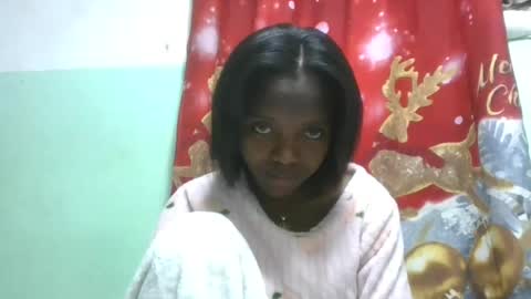 Snapshot of chanteuse655720 chatting on July 4, 6:25 pm chanteuse655720 online show from July 4, 6:25 pm