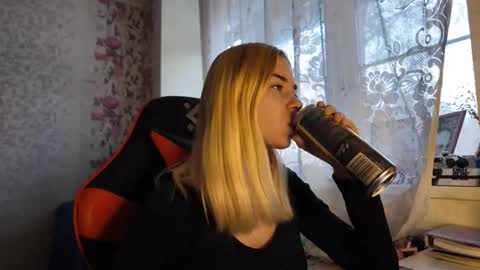 Nancy online show from November 14, 7:40 am