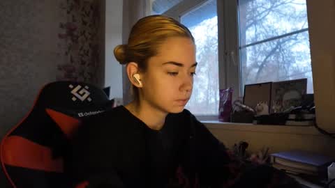 Nancy online show from November 26, 8:15 am