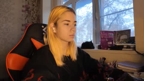 Nancy online show from November 27, 8:05 am