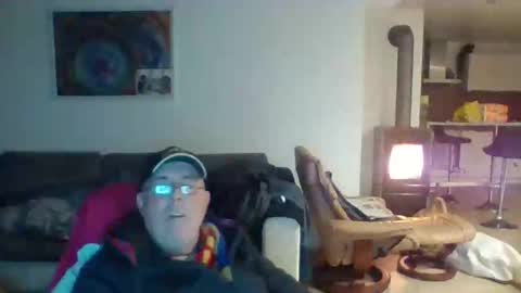 charles6064 online show from January 18, 8:45 pm