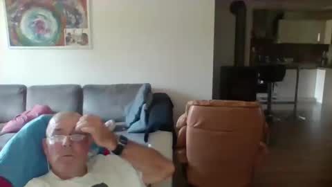charles6064 online show from June 1, 2:08 pm