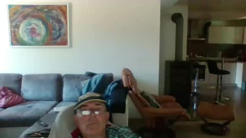 charles6064 online show from July 28, 10:21 am