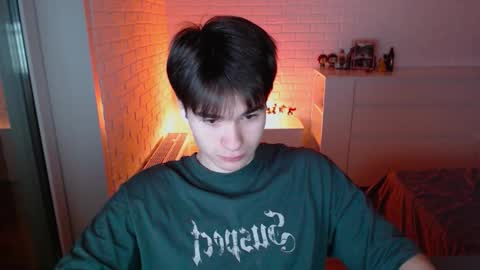 charleshanson69 online show from November 29, 2:20 pm