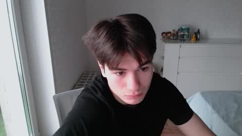 charleshanson69 online show from December 3, 8:34 am