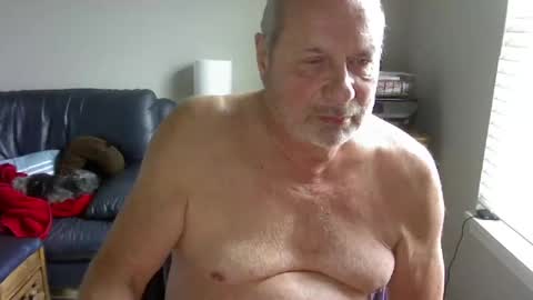 Charles online show from February 21, 8:21 pm