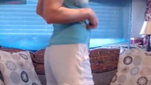 charleyandsmokie online show from January 15, 2:54 pm