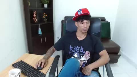 Charlie oconnor online show from December 22, 3:44 am