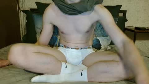 Snapshot of charlie_the_camboy chatting on January 9, 4:54 pm Charlie online show from January 9, 4:54 pm
