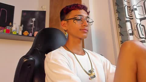 Charles Russo online show from December 24, 6:33 am