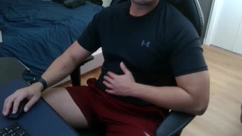 charliekkw online show from December 1, 9:37 pm