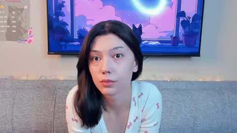 Yumi online show from April 12, 8:36 pm