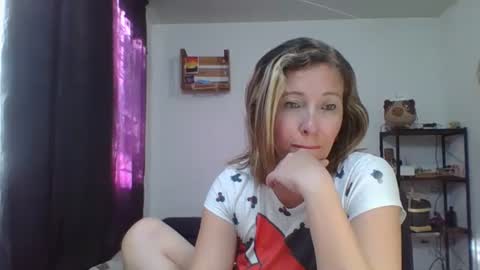 charlott online show from January 15, 9:51 pm