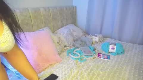 Charlote Walker online show from February 23, 6:55 am