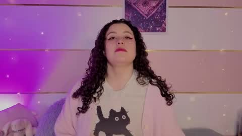 Snapshot of charlote__miller chatting on February 17, 12:12 pm You honey online show from February 17, 12:12 pm