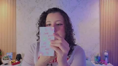 Snapshot of charlote__miller chatting on July 1, 11:45 am You honey online show from July 1, 11:45 am