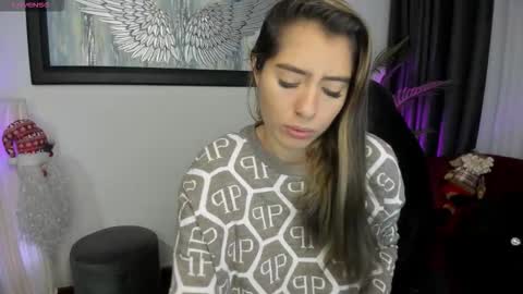 Charlote online show from December 3, 11:41 am