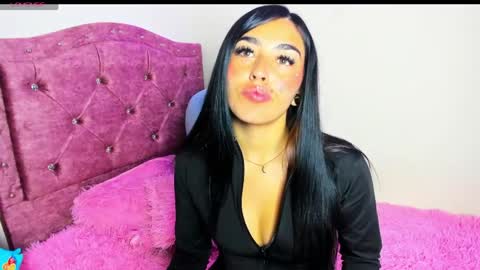 Charlothe online show from April 24, 11:51 pm