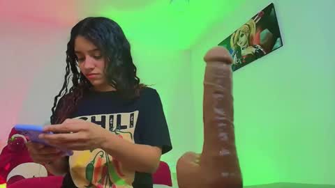 Snapshot of charlotte_0309 chatting on March 2, 3:19 pm charlotte online show from March 2, 3:19 pm