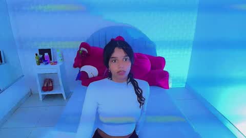 Snapshot of charlotte_0309 chatting on March 26, 2:11 pm charlotte online show from March 26, 2:11 pm